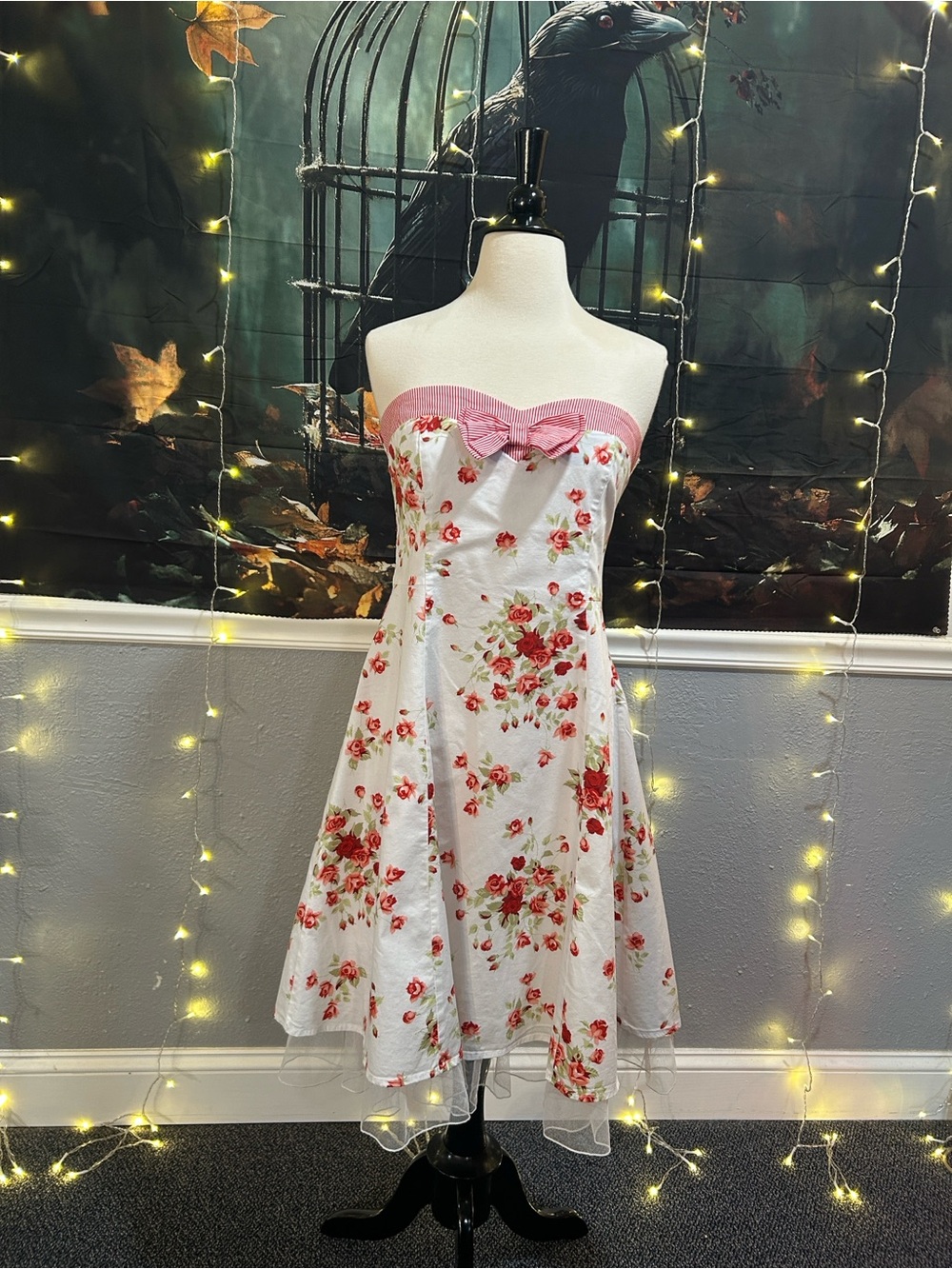 City Triangles White Floral Strapless Skirt with Pink Trim and Bow